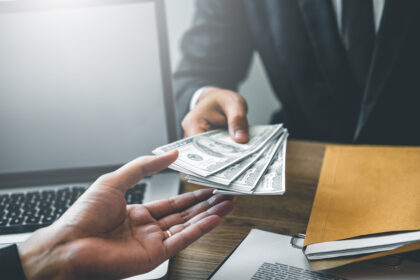 The Differences Between Payday Loans and Traditional Loans