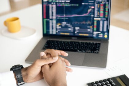 How to Invest in Stocks for Beginners: A Complete Guide