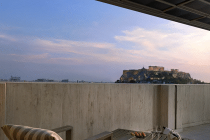 Staying in a Hotel at Syntagma Square – Staying in the Heart of Athens