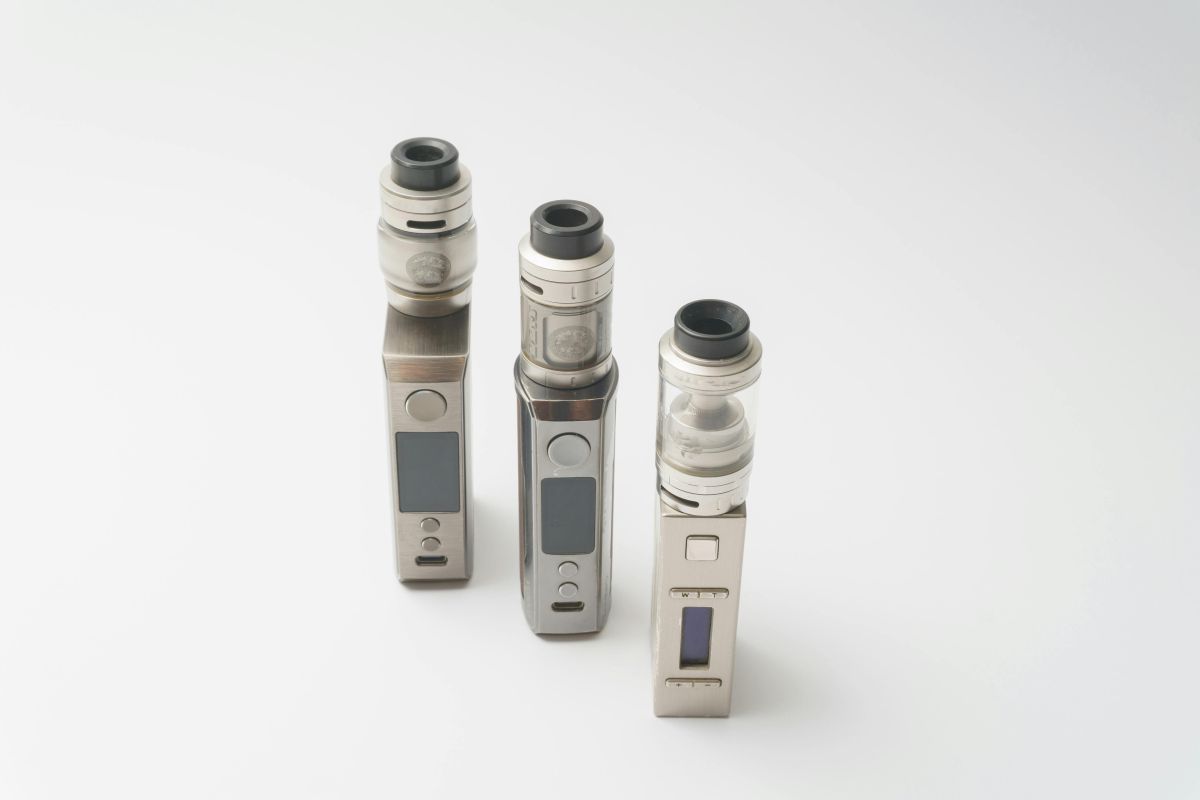 Vaping and Health: Debunking Myths and Understanding the Risks of Vape Products